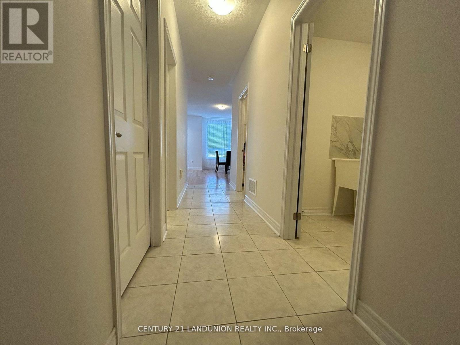 111 Mumbai Drive, Markham, ON - Indoor Photo Showing Other Room