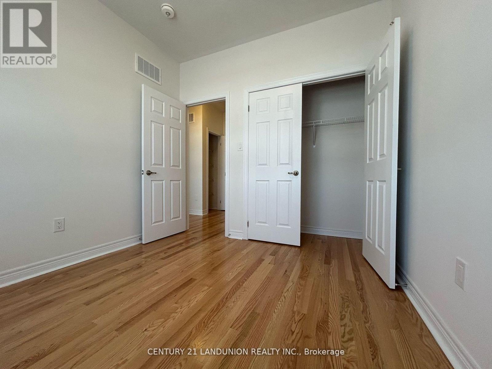 111 Mumbai Drive, Markham, ON - Indoor Photo Showing Other Room