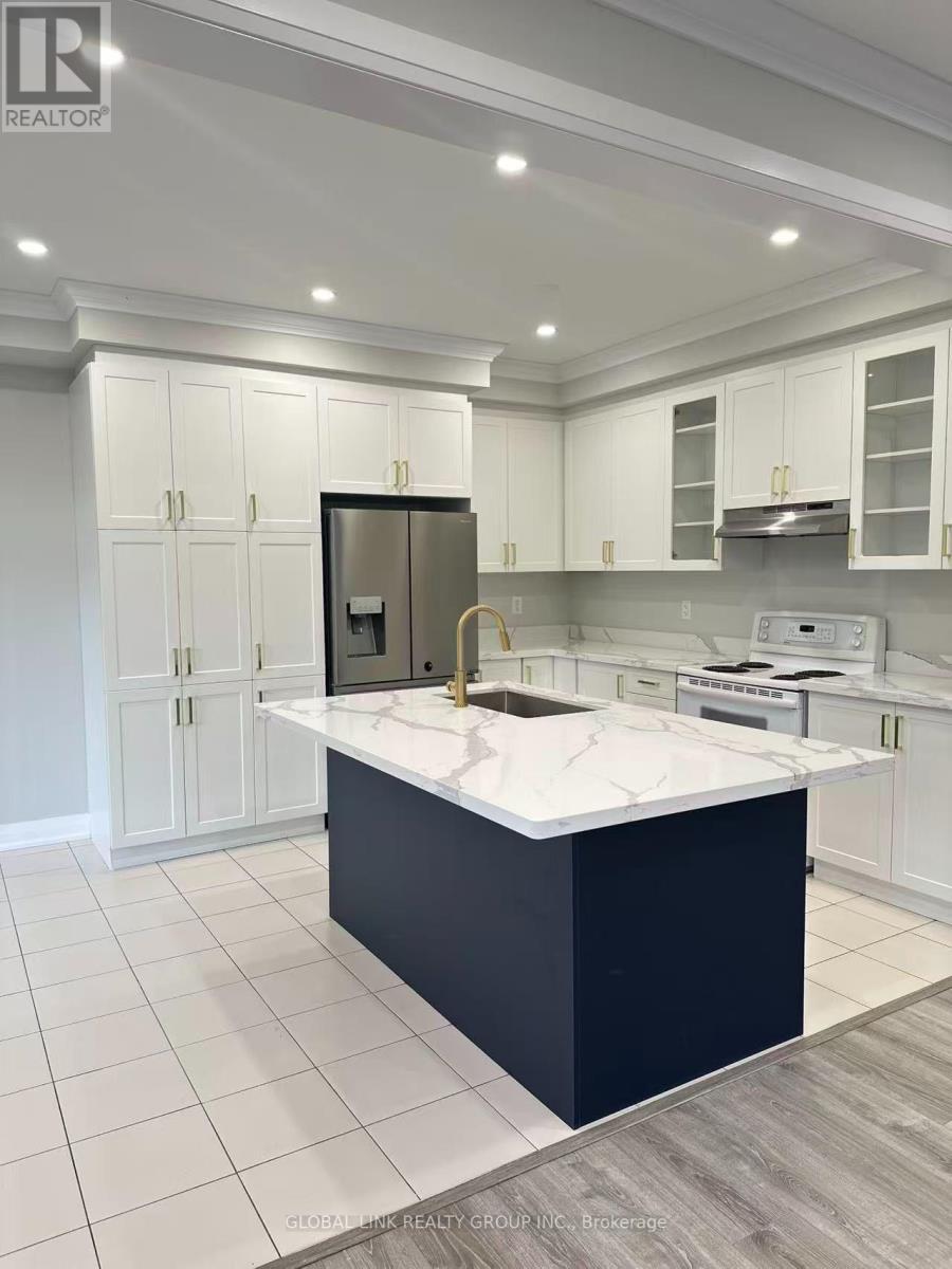 1 Copperhill Heights N, Barrie, ON - Indoor Photo Showing Kitchen