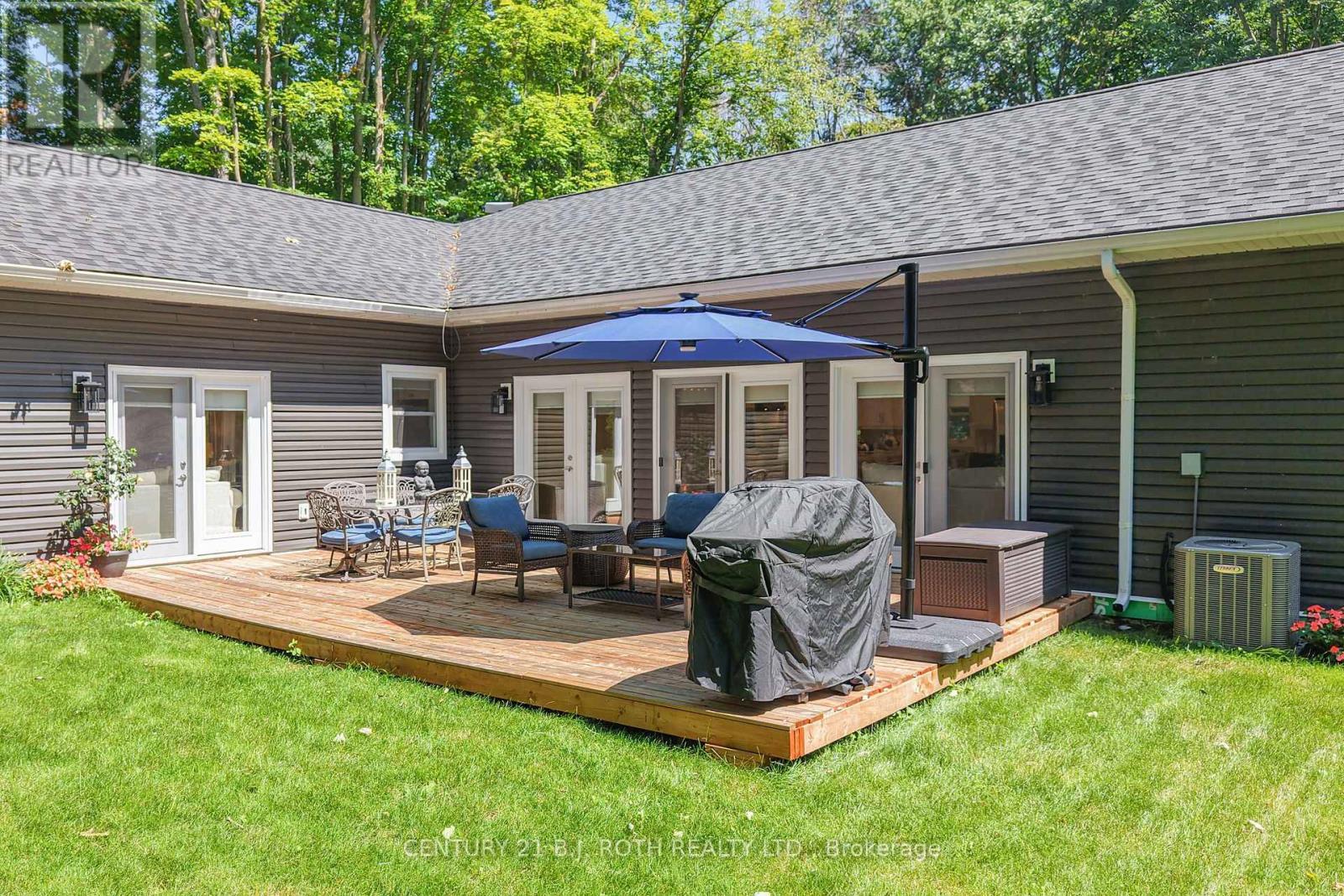 1650 Trader Cowan Road, Severn, ON - Outdoor With Deck Patio Veranda With Exterior