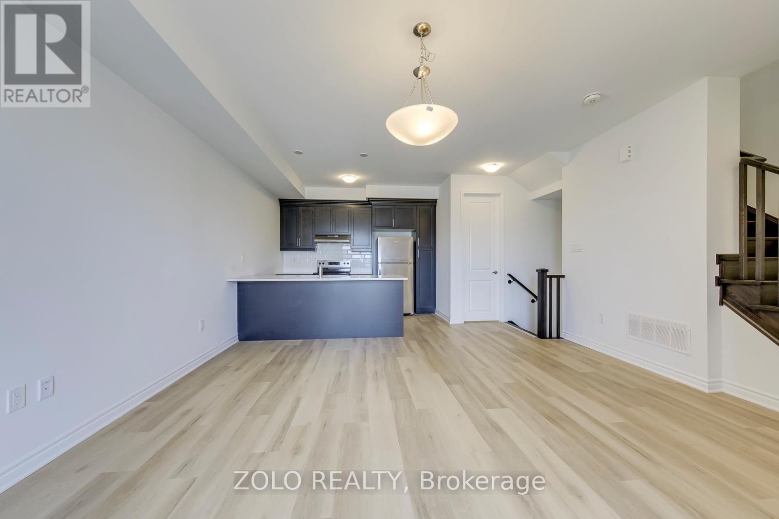 1572 Rutland Crescent, Milton, ON - Indoor Photo Showing Kitchen