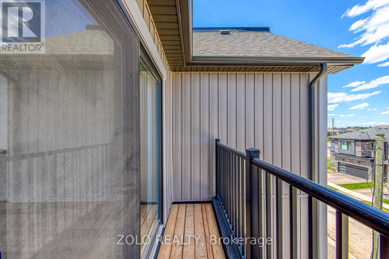 1572 Rutland Crescent, Milton, ON - Outdoor With Exterior