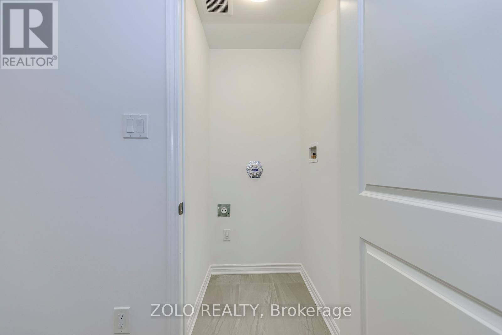 1572 Rutland Crescent, Milton, ON -