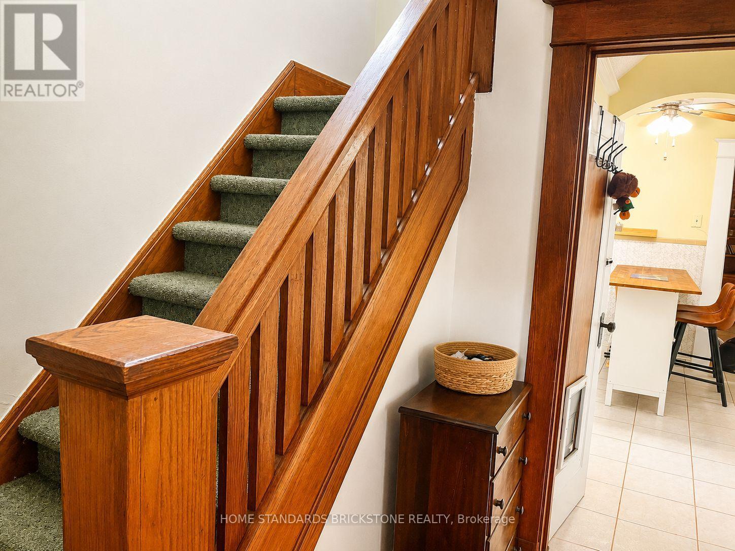 5400 Cedar Street, Niagara Falls, ON - Indoor Photo Showing Other Room