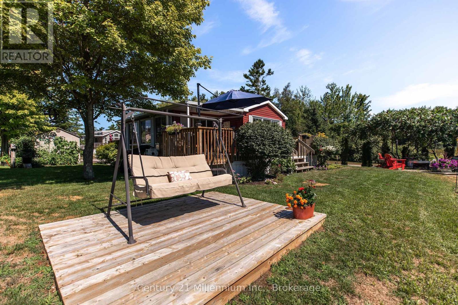 19 White Pines Trail, Wasaga Beach, ON - Outdoor With Deck Patio Veranda