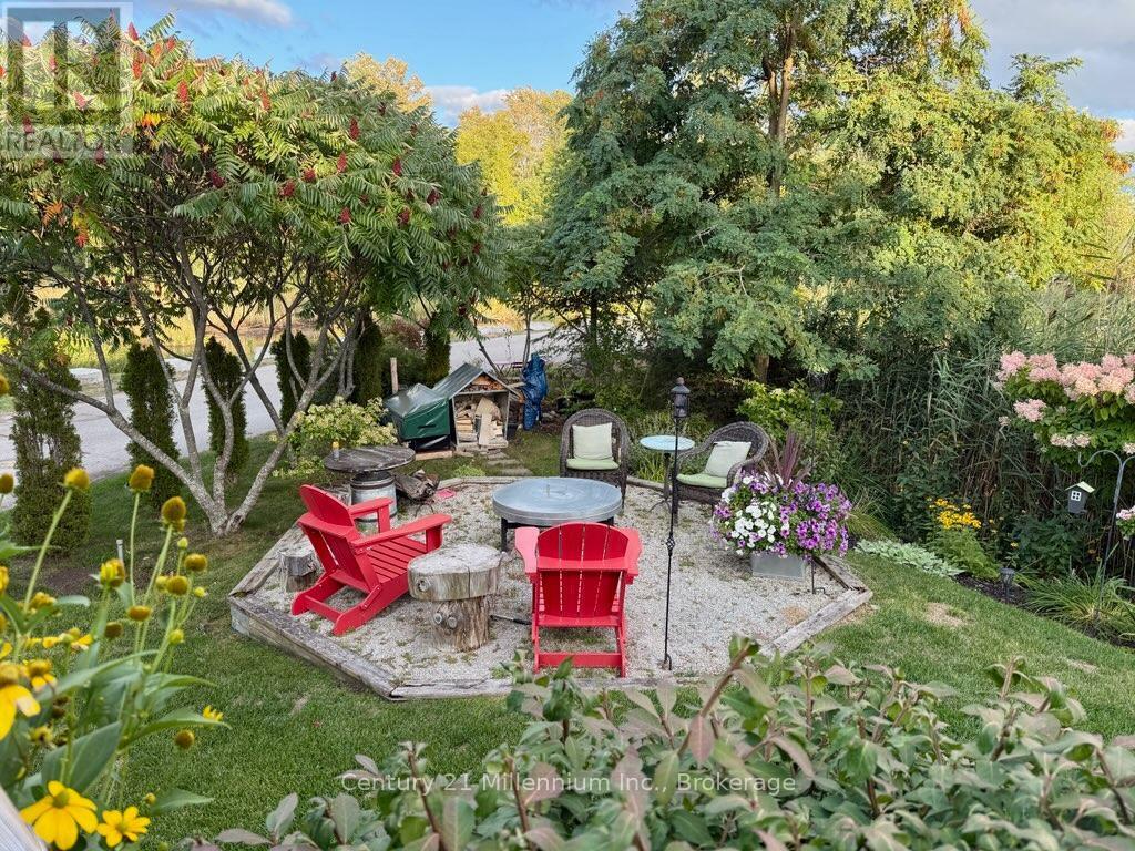 19 White Pines Trail, Wasaga Beach, ON - Outdoor