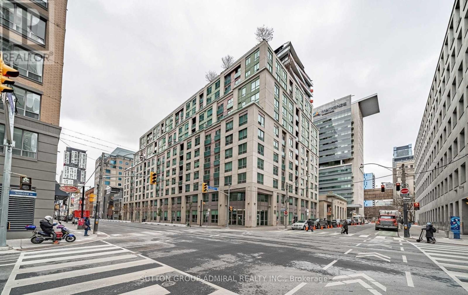 722 - 168 Simcoe Street, Toronto, ON - Outdoor With Facade
