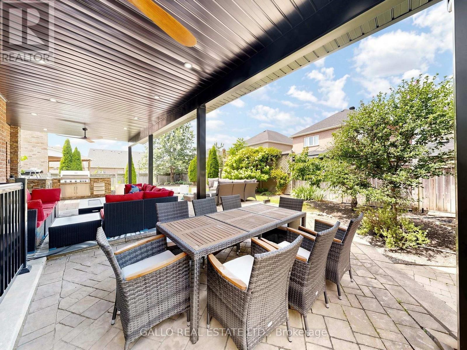 111 Pondmede Crescent, Whitchurch-Stouffville, ON - Outdoor With Deck Patio Veranda With Exterior