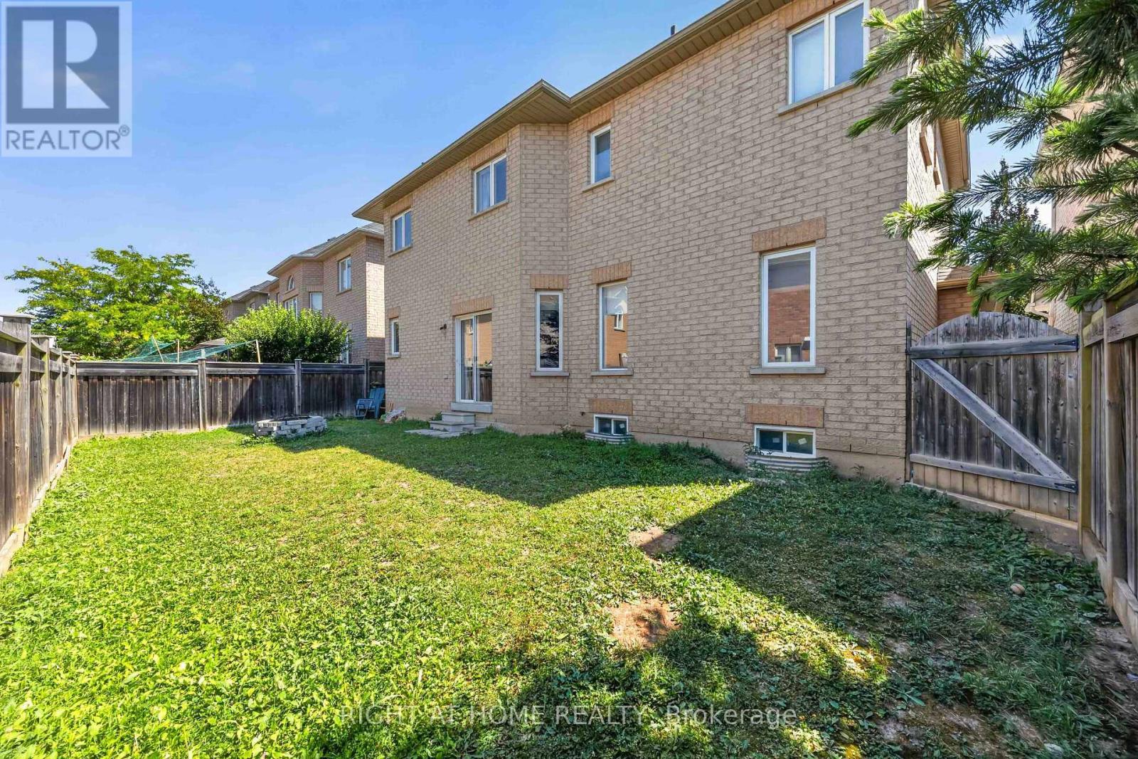 41 Foresta Drive, Vaughan, ON - Outdoor With Exterior
