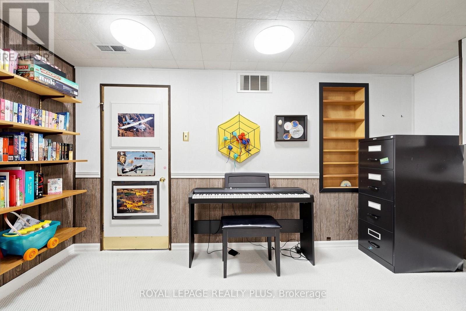 2359 Brookhurst Road, Mississauga, ON - Indoor