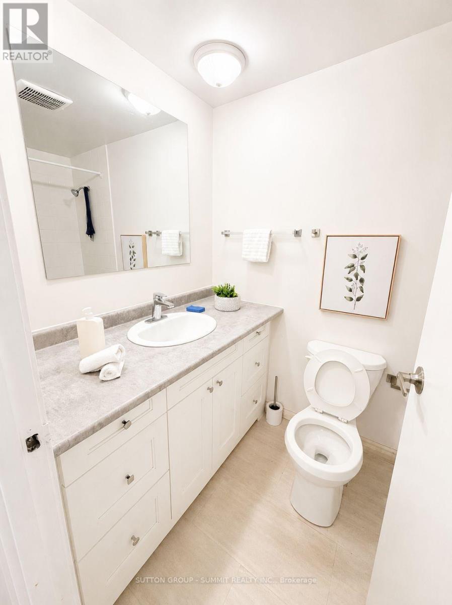 433A Dunvegan Drive, Waterloo, ON - Indoor Photo Showing Bathroom