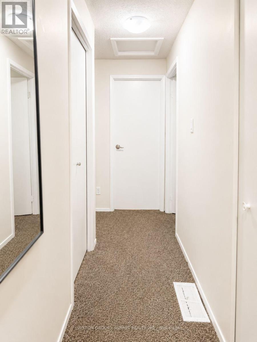 433A Dunvegan Drive, Waterloo, ON - Indoor Photo Showing Other Room