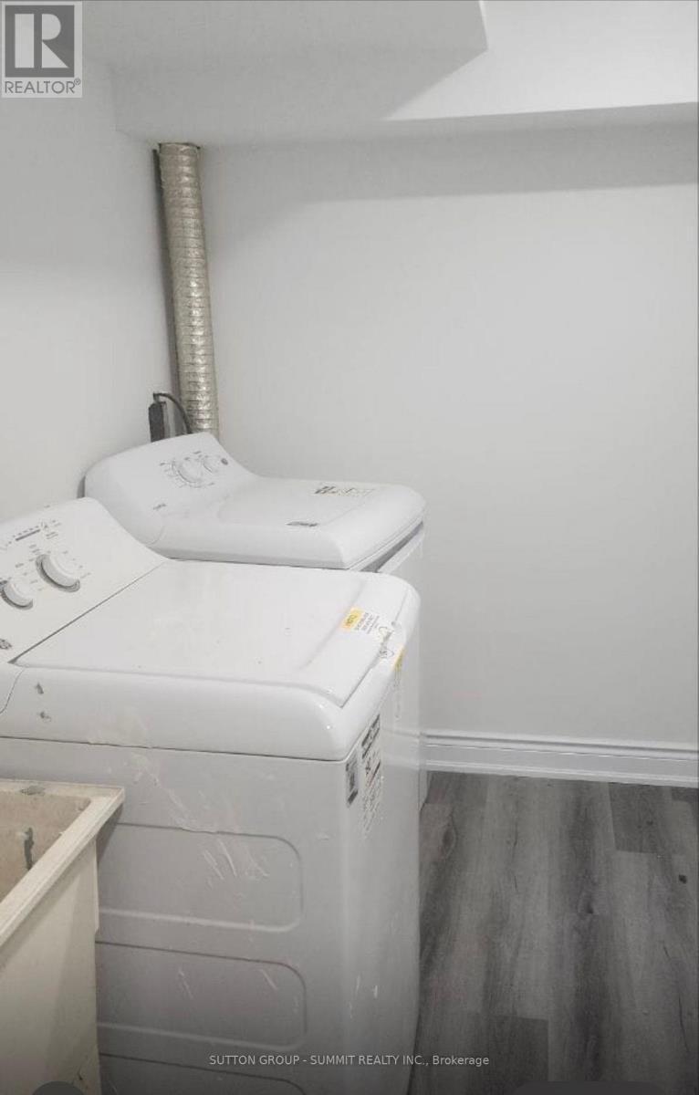 433A Dunvegan Drive, Waterloo, ON - Indoor Photo Showing Laundry Room
