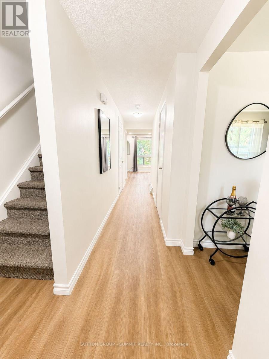 433A Dunvegan Drive, Waterloo, ON - Indoor Photo Showing Other Room