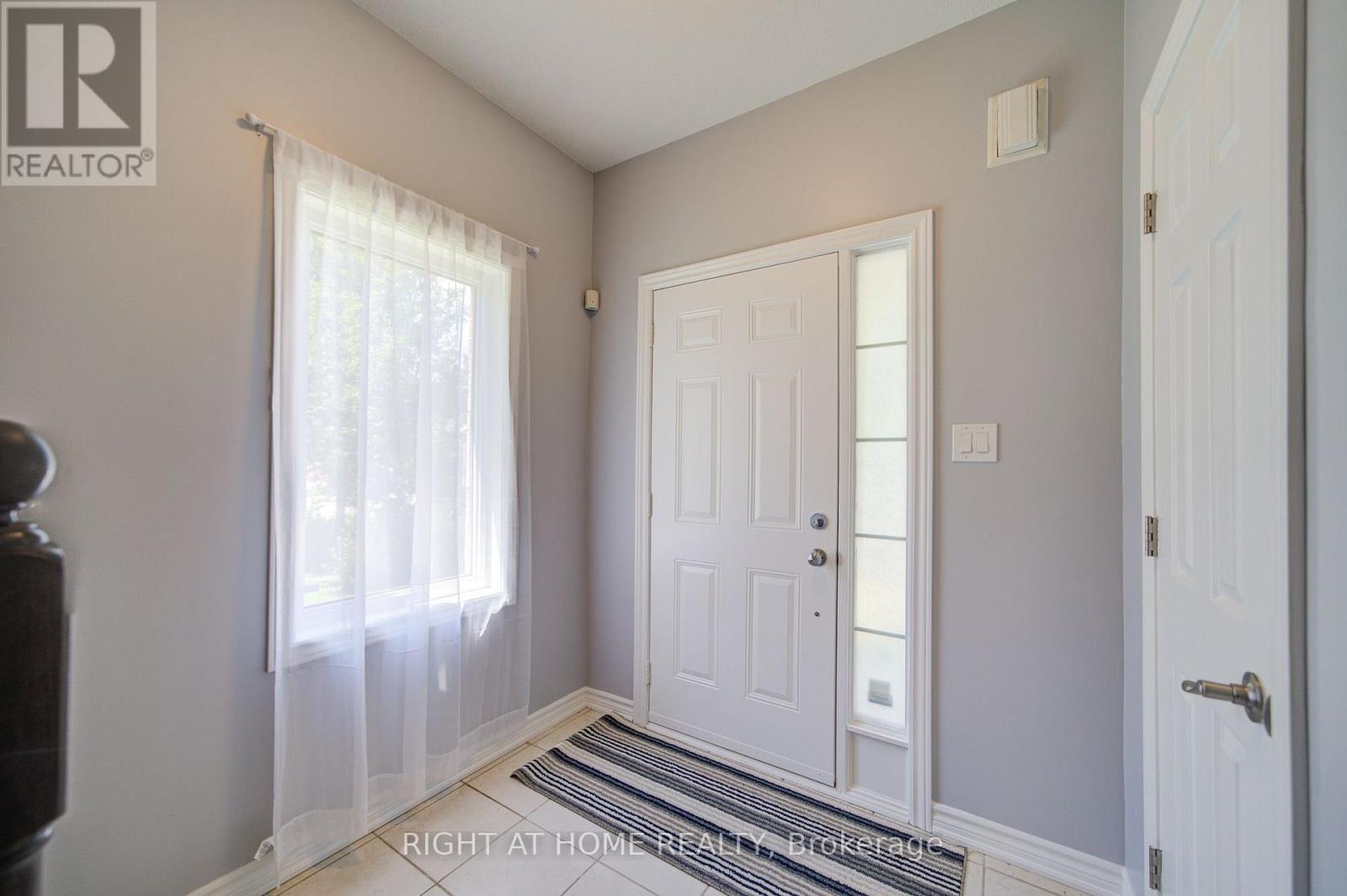 64 - 64 Myers Lane, Hamilton, ON - Indoor Photo Showing Other Room