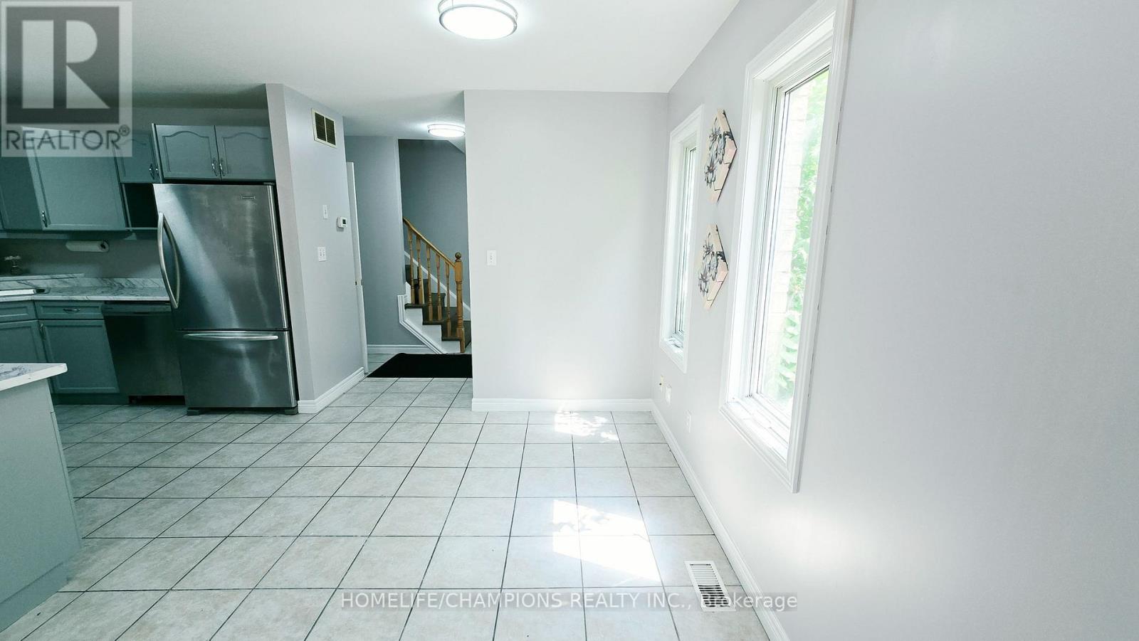 159 Snowdrop Crescent, Kitchener, ON - Indoor Photo Showing Kitchen