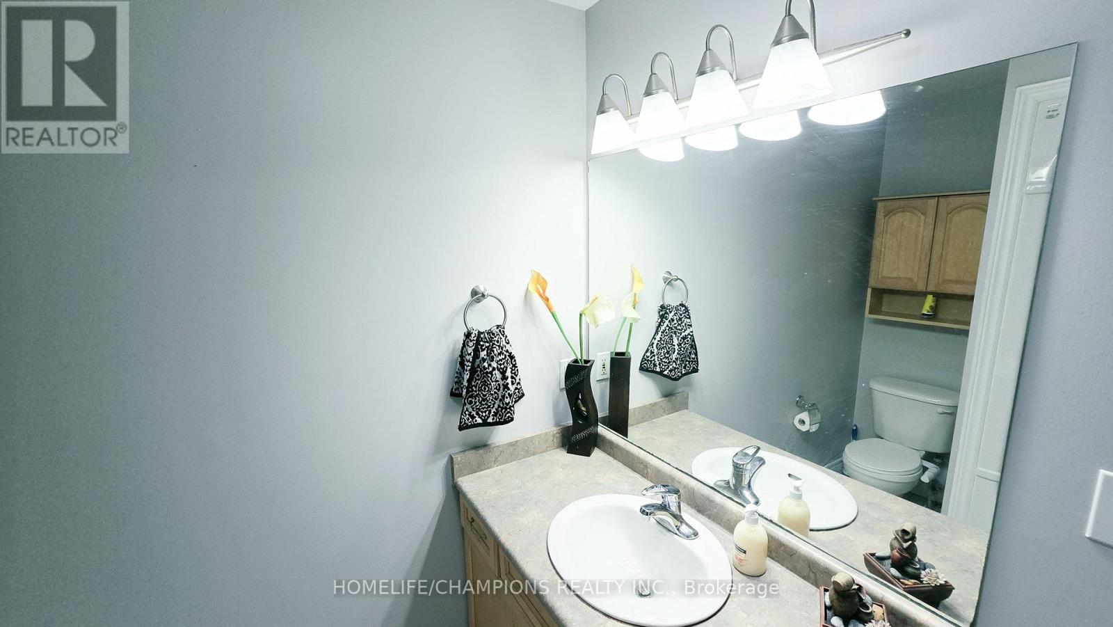 159 Snowdrop Crescent, Kitchener, ON - Indoor Photo Showing Bathroom