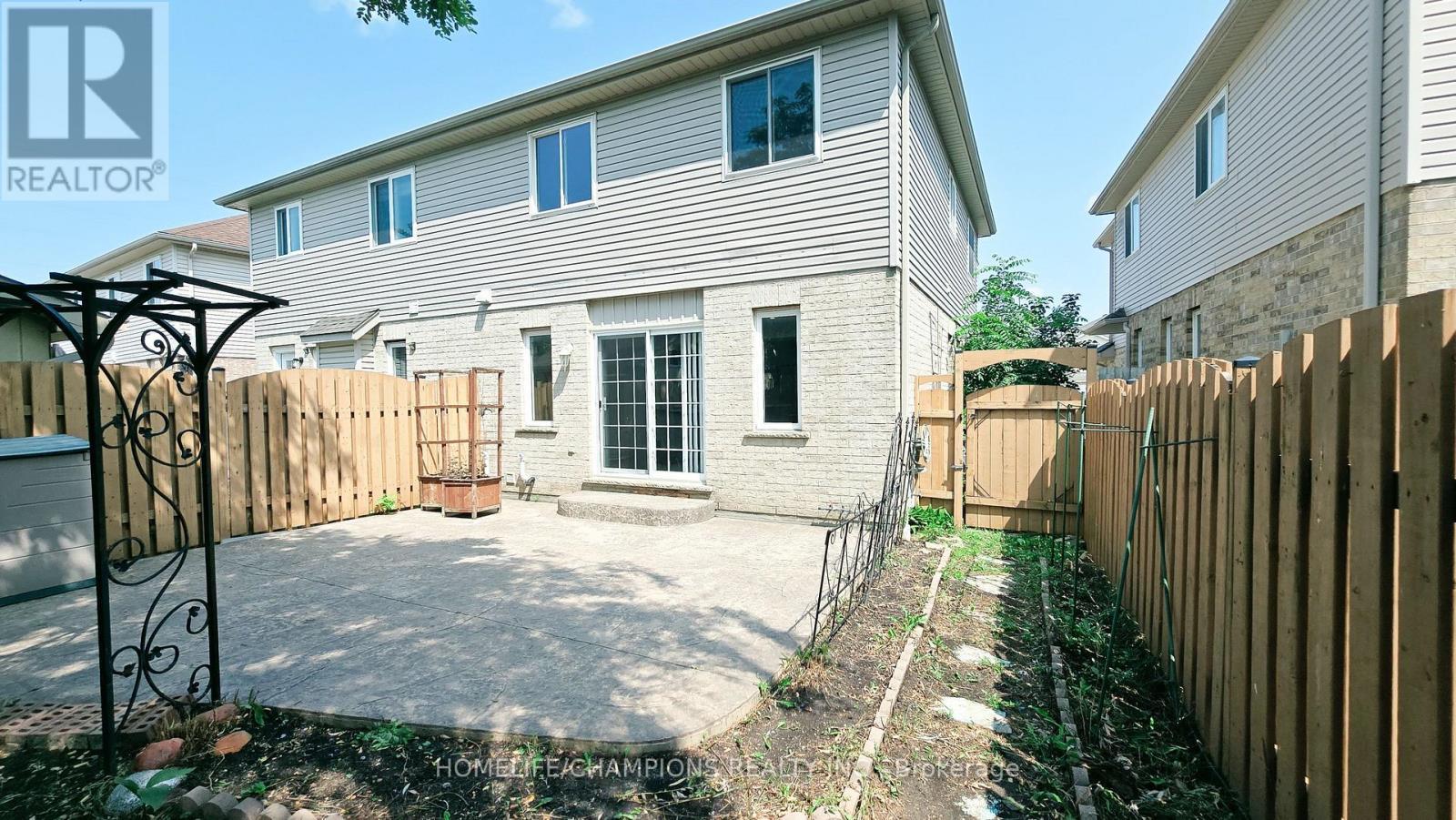 159 Snowdrop Crescent, Kitchener, ON - Outdoor