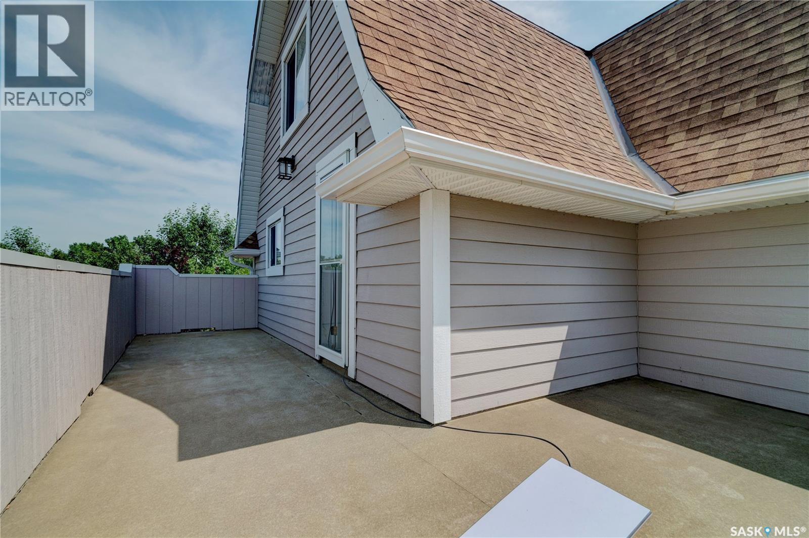 212 Prospect Street, Belle Plaine, SK - Outdoor With Exterior