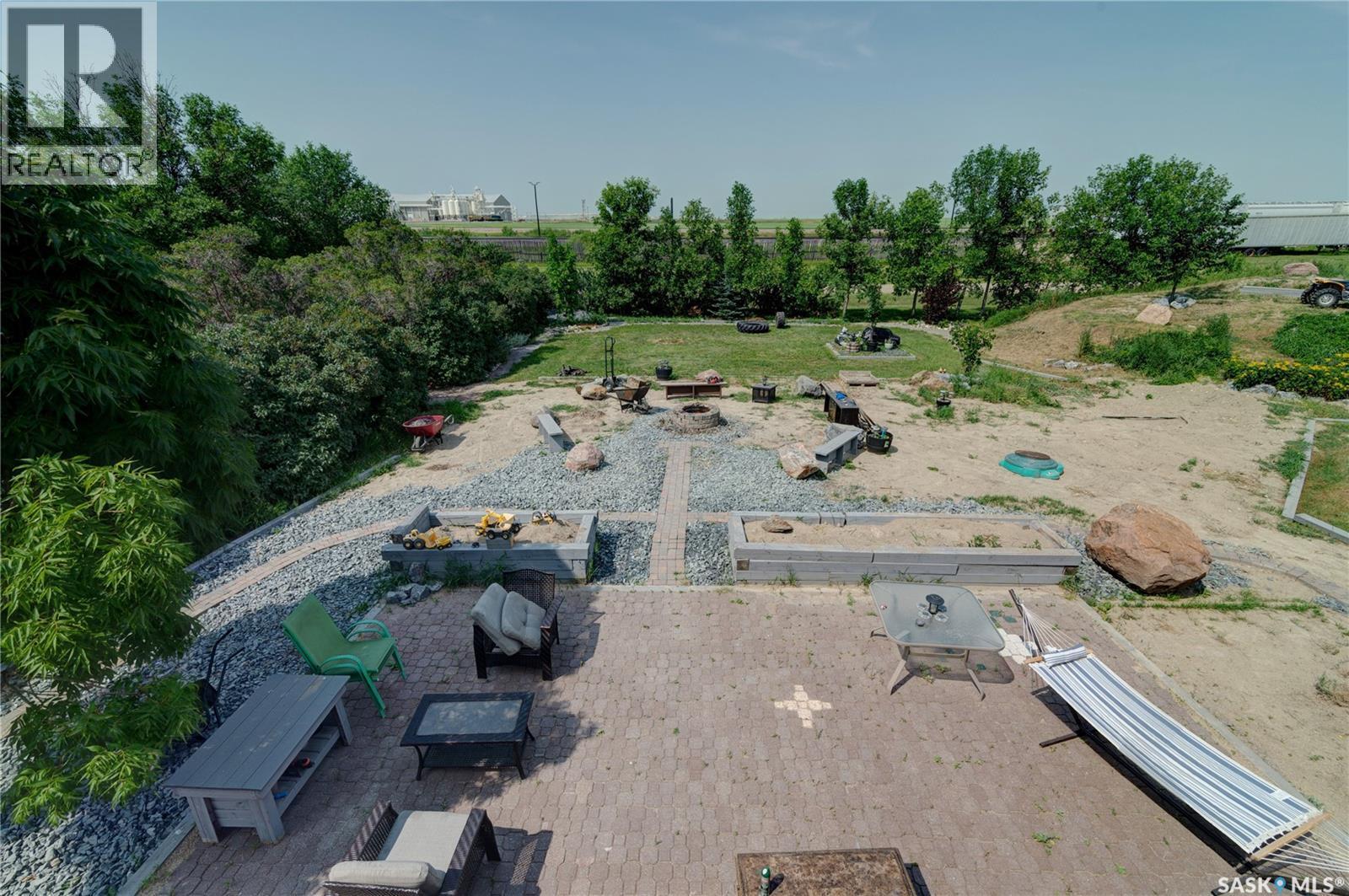 212 Prospect Street, Belle Plaine, SK - Outdoor