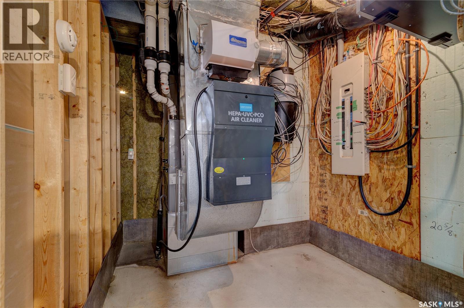 212 Prospect Street, Belle Plaine, SK - Indoor Photo Showing Basement