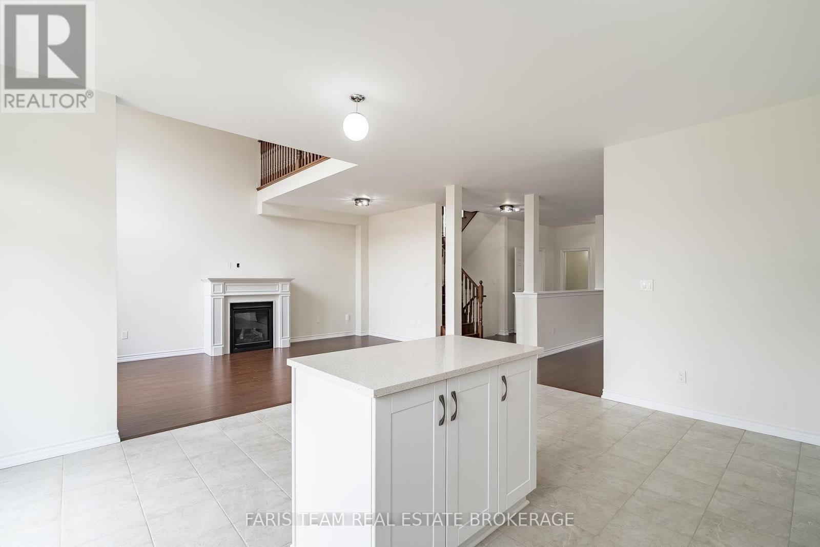 33 Pearl Street, Wasaga Beach, ON - Indoor With Fireplace