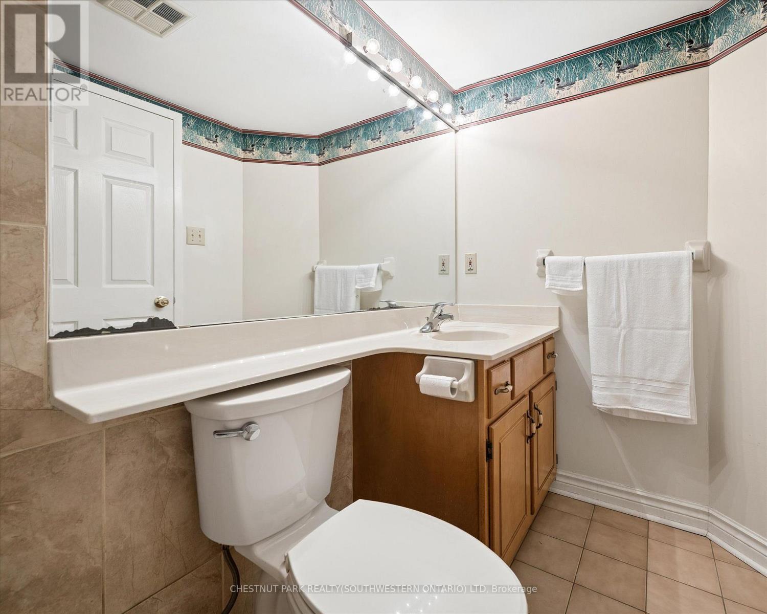 1101 - 4 Willow Street, Waterloo, ON - Indoor Photo Showing Bathroom