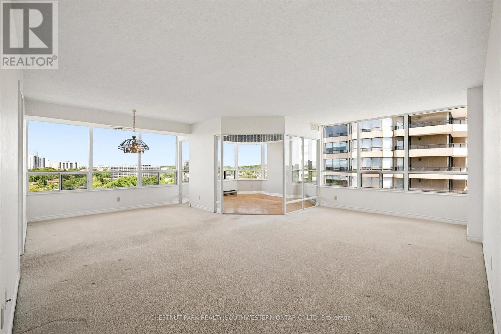 1101 - 4 Willow Street, Waterloo, ON - Photo Showing Other Room