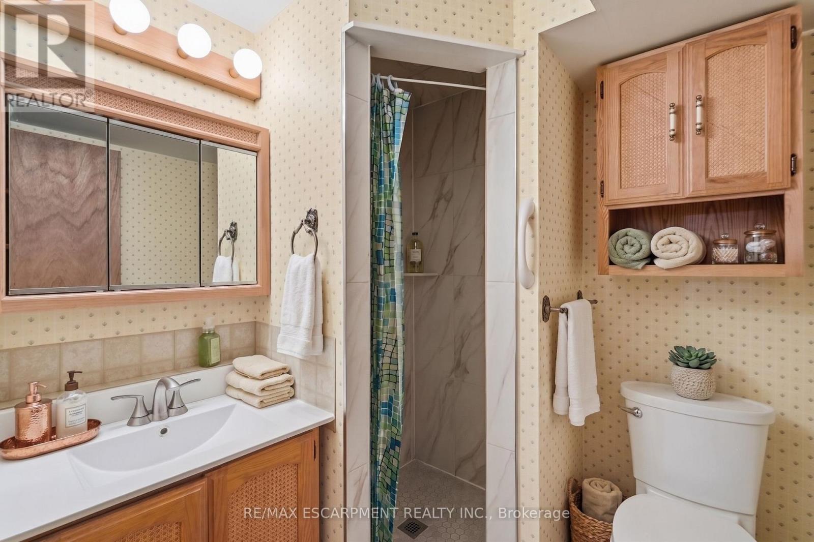 Virtually Staged - 6 Caprice Court, Hamilton, ON - Indoor Photo Showing Bathroom