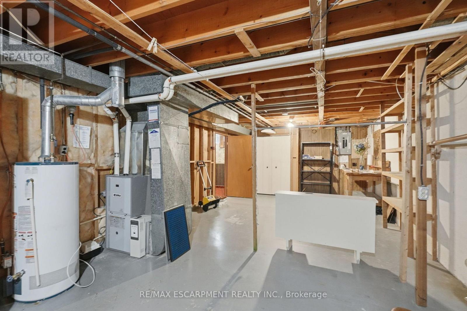 6 Caprice Court, Hamilton, ON - Indoor Photo Showing Basement