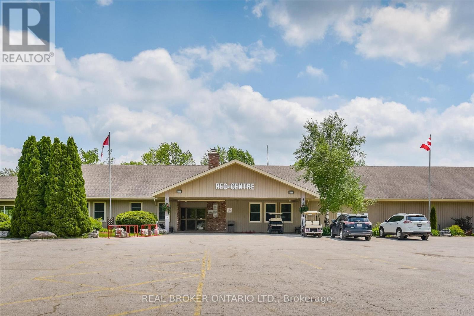 445 Pine Pass, Centre Wellington, ON - Outdoor