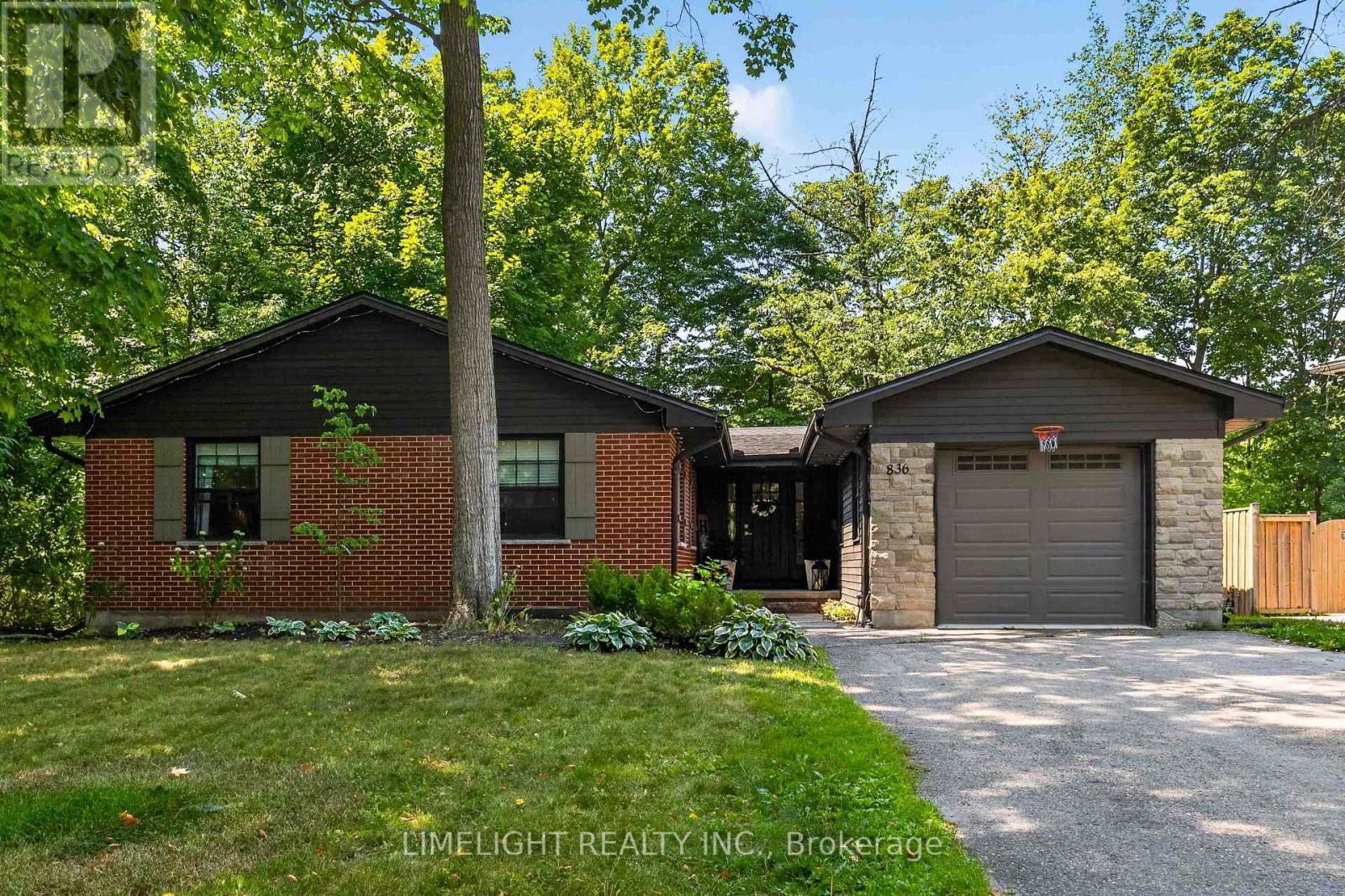 836 Manchester Road, London North (North L), ON - Outdoor