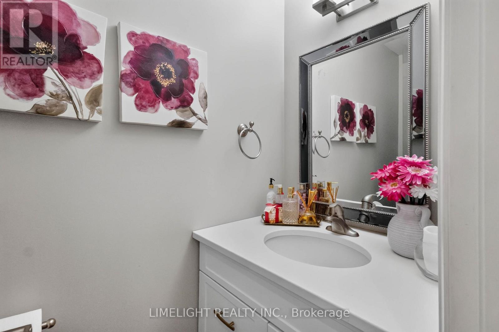 836 Manchester Road, London North (North L), ON - Indoor Photo Showing Bathroom
