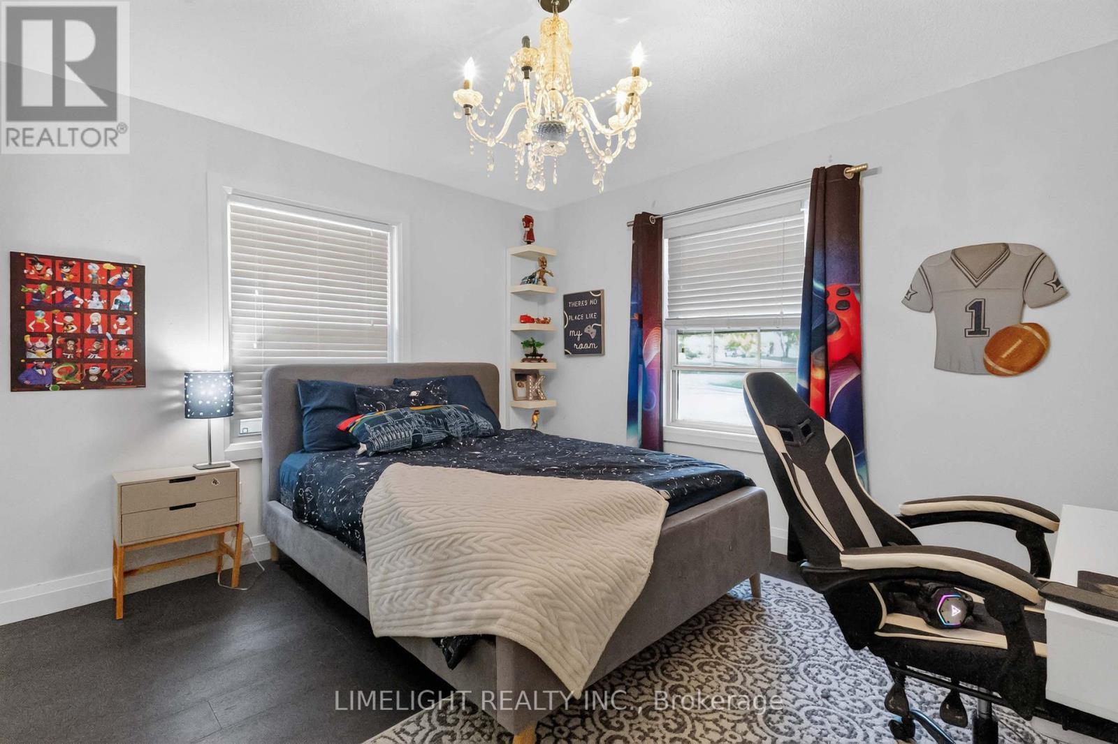 836 Manchester Road, London North (North L), ON - Indoor Photo Showing Bedroom