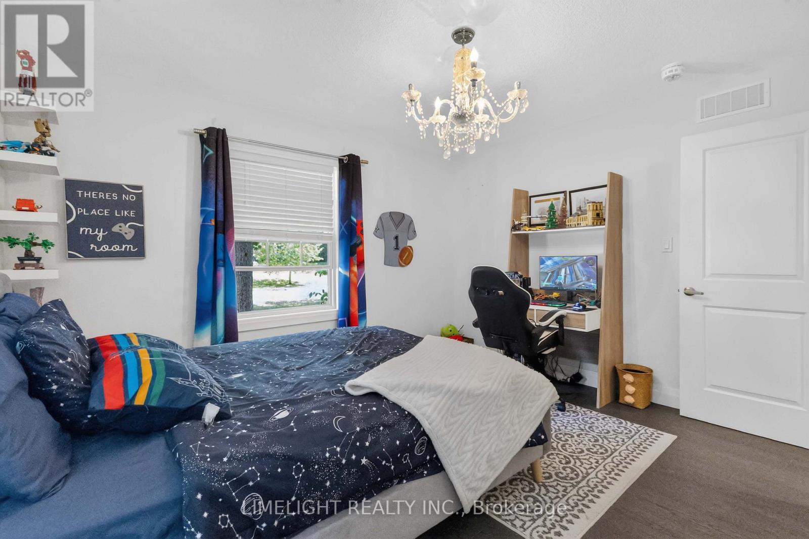 836 Manchester Road, London North (North L), ON - Indoor Photo Showing Bedroom
