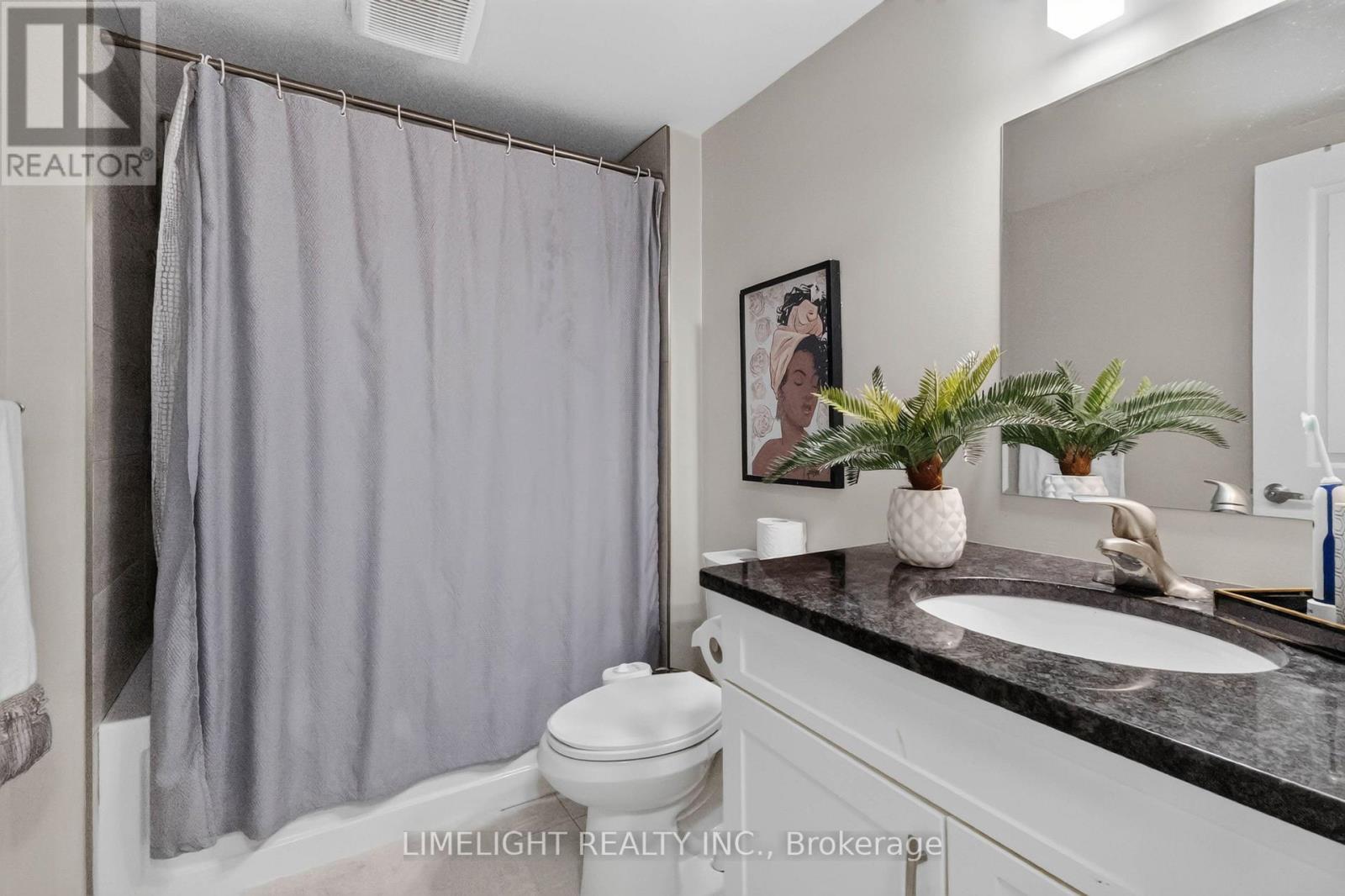 836 Manchester Road, London North (North L), ON - Indoor Photo Showing Bathroom