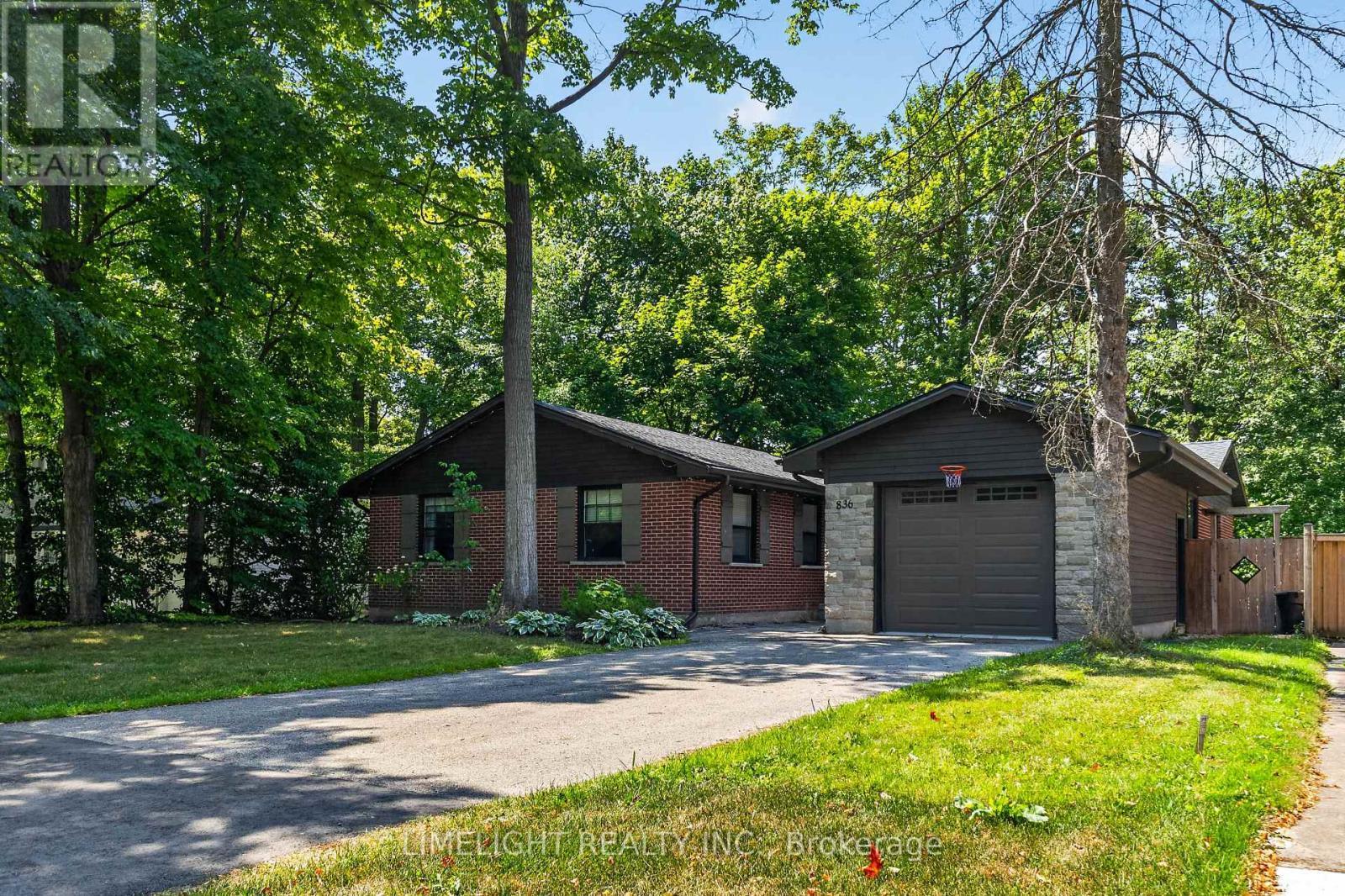 836 Manchester Road, London North (North L), ON - Outdoor