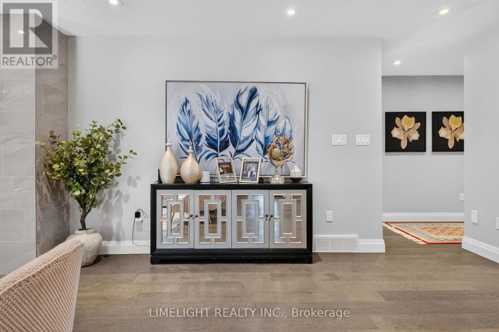 836 Manchester Road, London North (North L), ON - Indoor Photo Showing Other Room