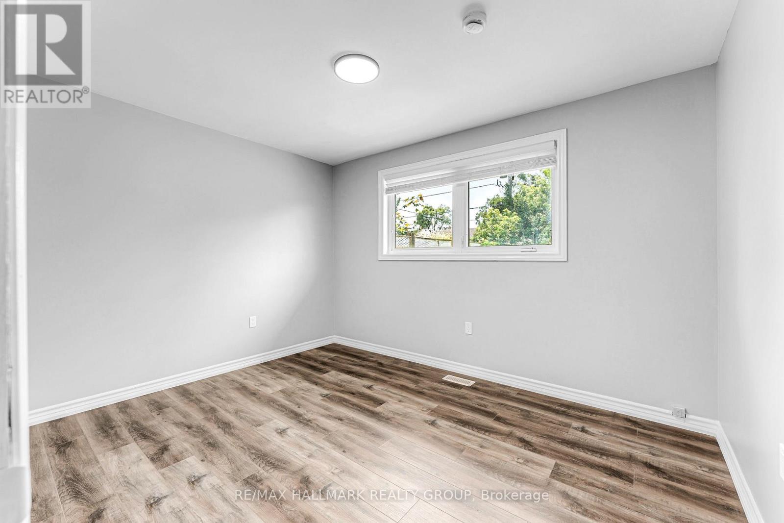 75 Briscoe Street, Loyalist (Amherstview), ON - Indoor Photo Showing Other Room