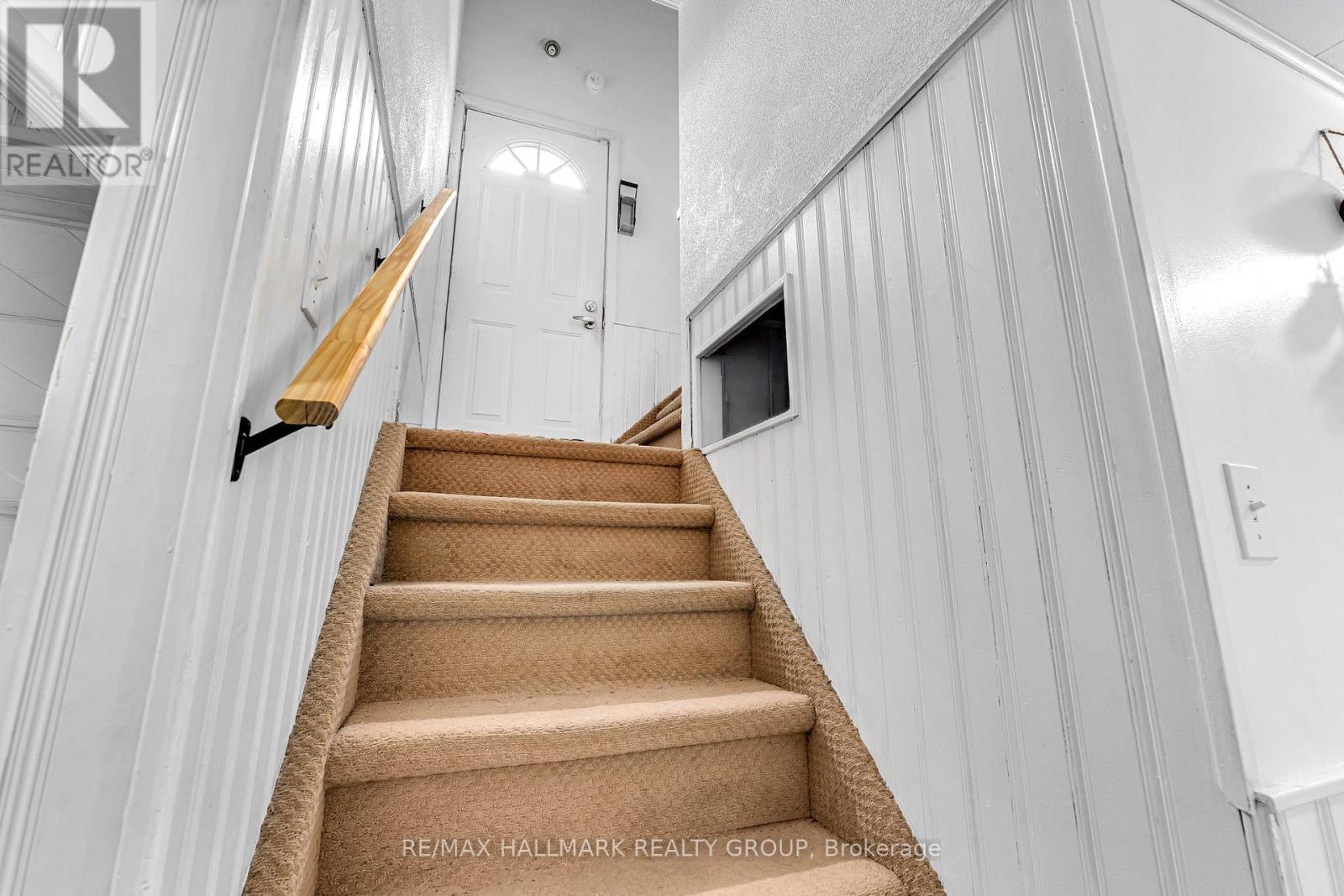 75 Briscoe Street, Loyalist (Amherstview), ON - Indoor Photo Showing Other Room