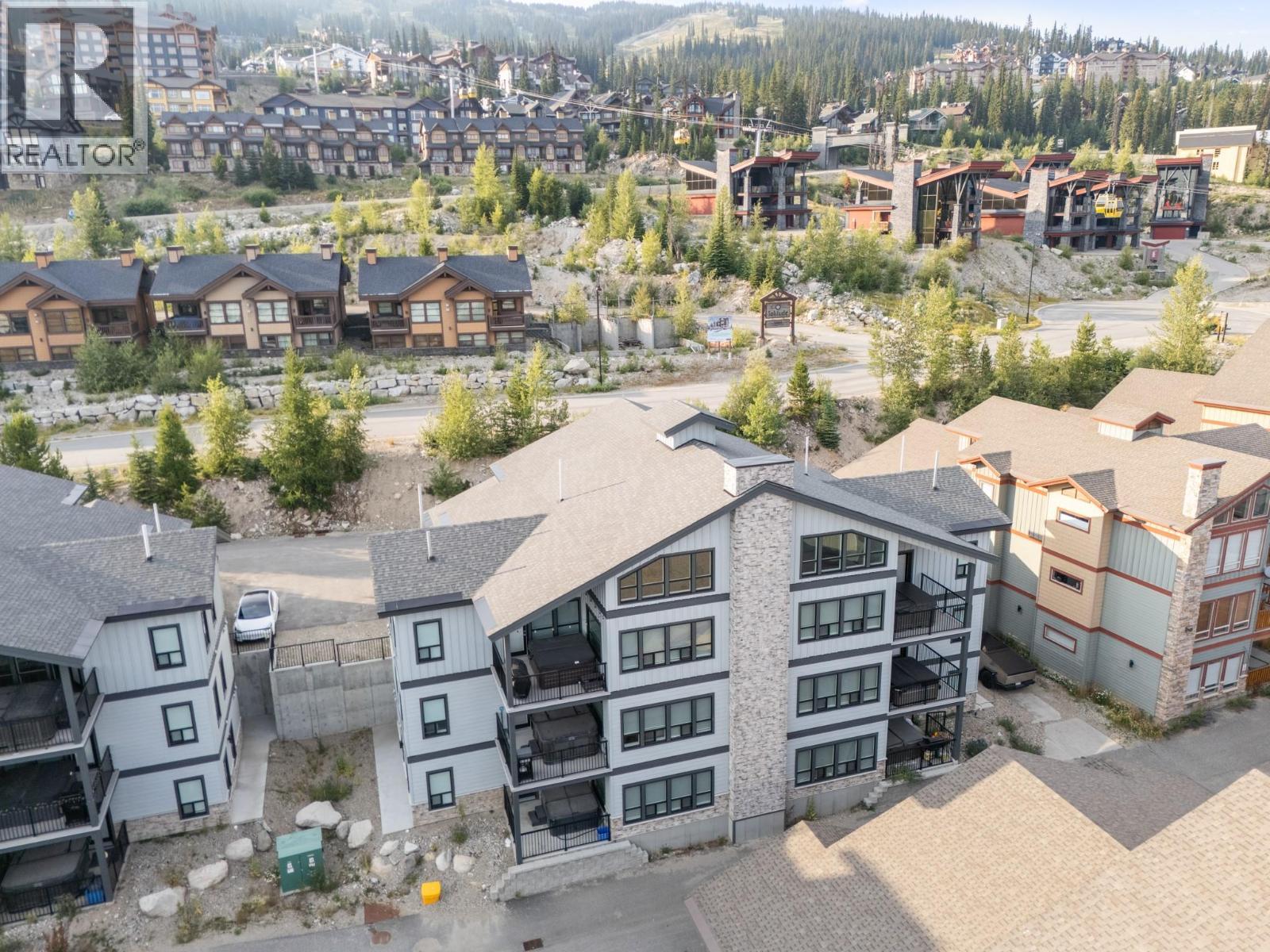 5075 Snowbird Way Unit# 8E, Big White, BC - Outdoor