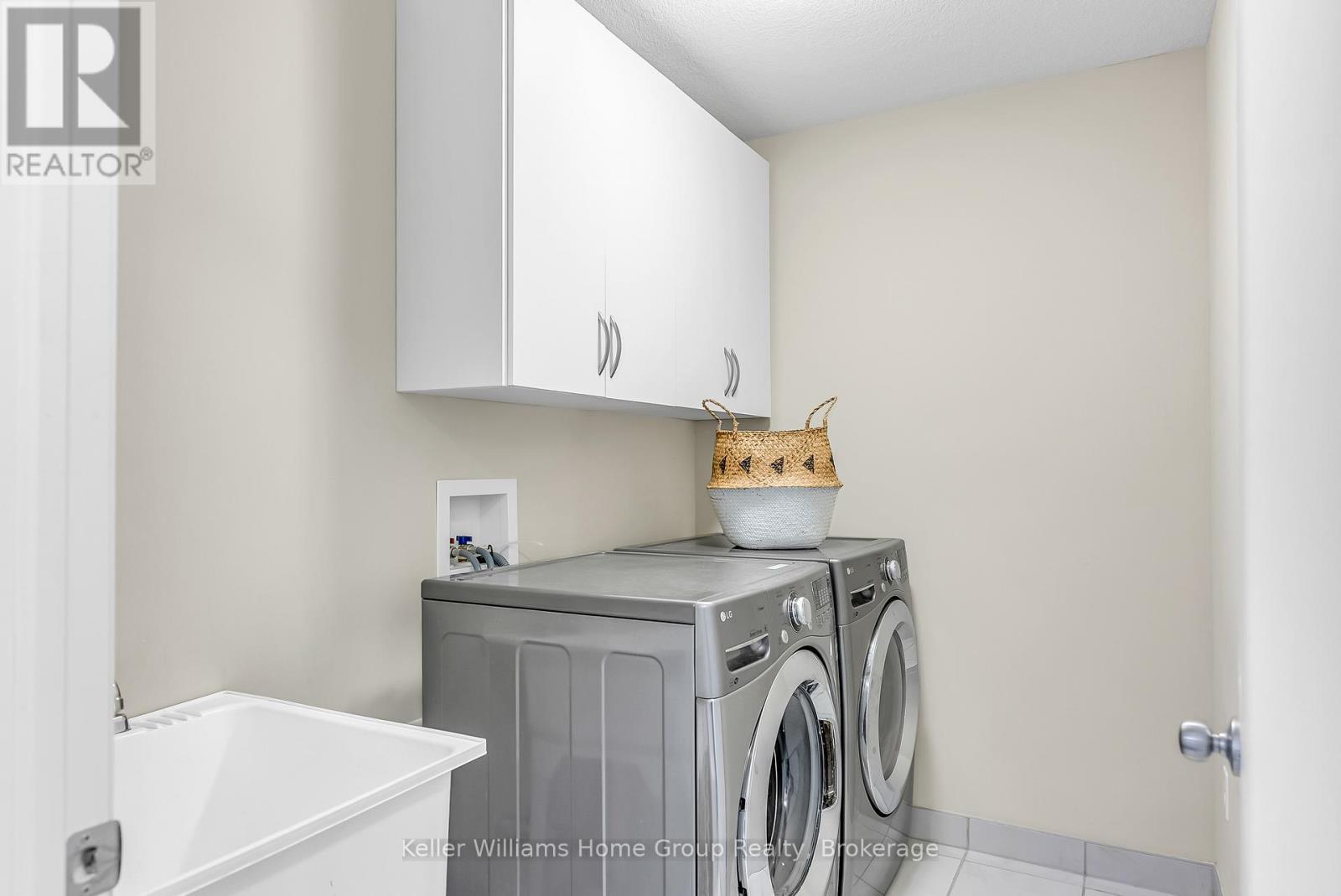 17 Dudley Drive, Guelph (Kortright East), ON - Indoor Photo Showing Laundry Room