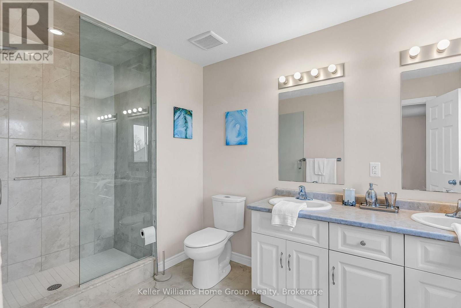 17 Dudley Drive, Guelph (Kortright East), ON - Indoor Photo Showing Bathroom