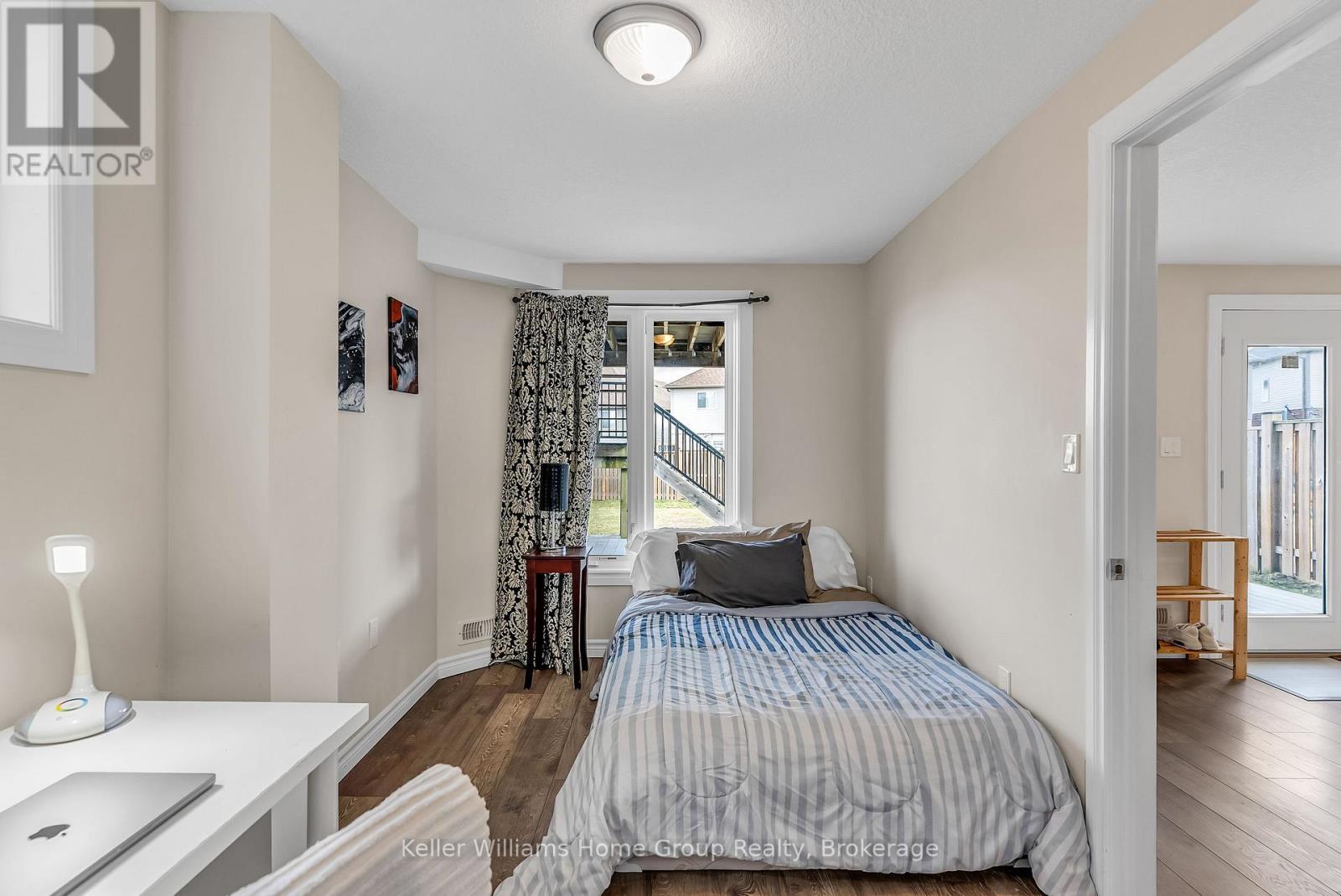 17 Dudley Drive, Guelph (Kortright East), ON - Indoor Photo Showing Bedroom