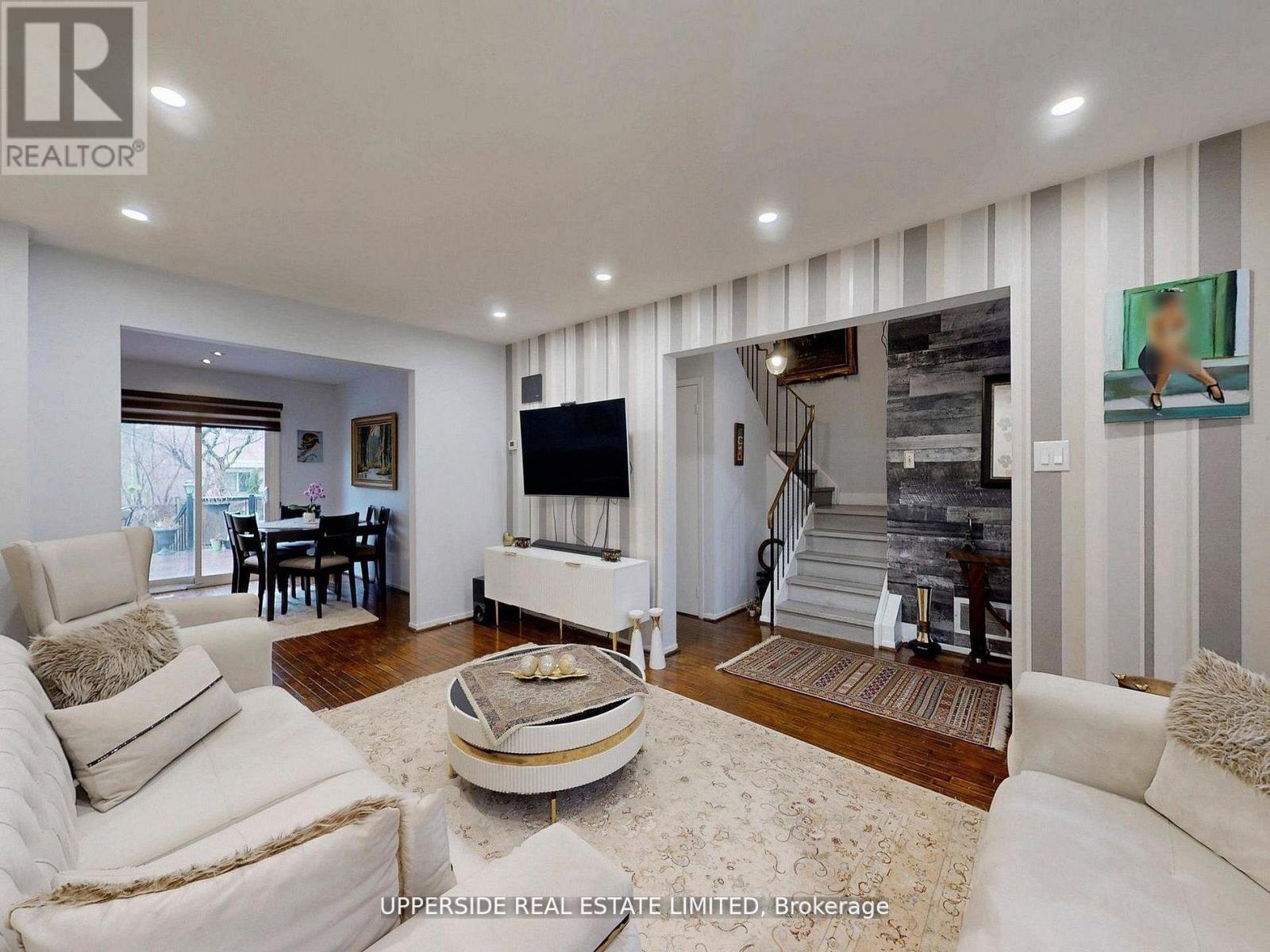 64 Colleen Street, Vaughan, ON - Indoor Photo Showing Living Room
