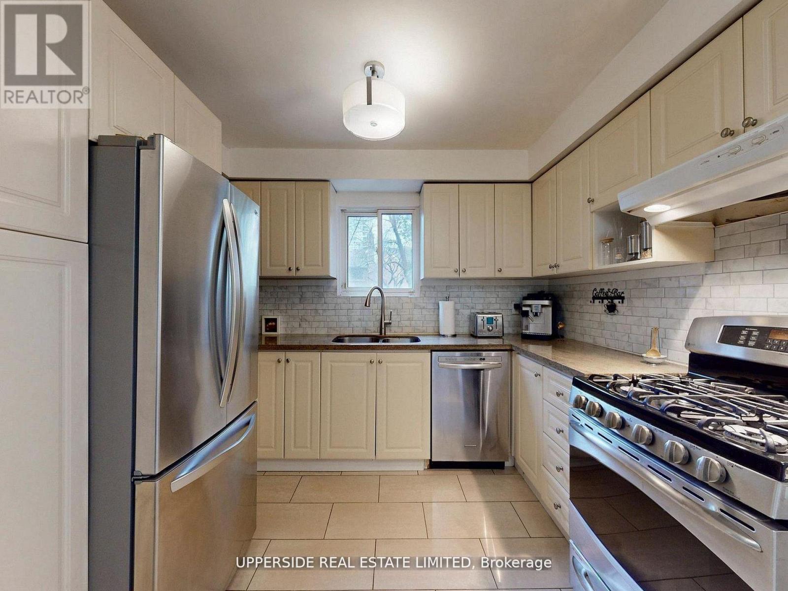 64 Colleen Street, Vaughan, ON - Indoor Photo Showing Kitchen With Stainless Steel Kitchen With Double Sink