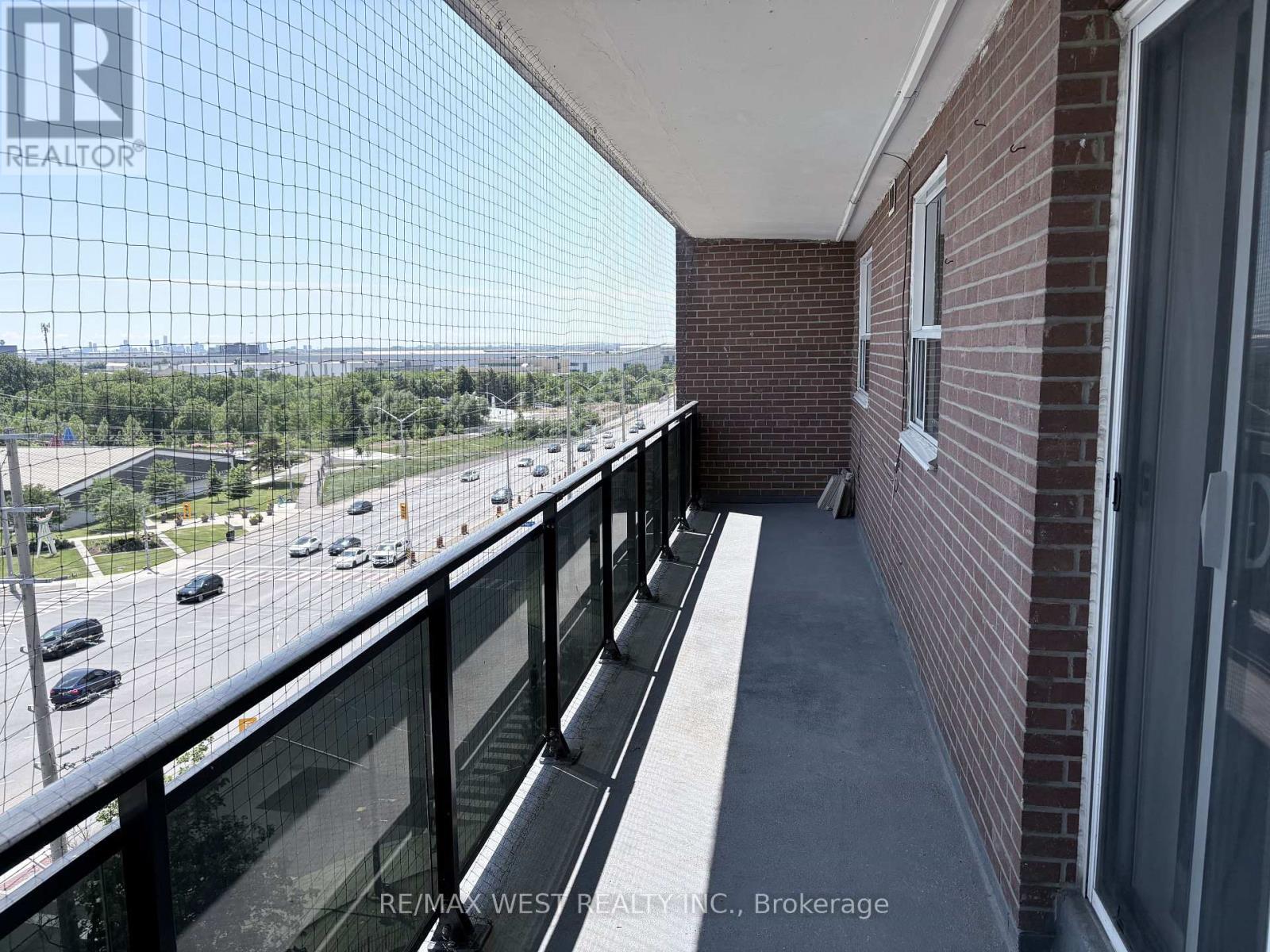 709 - 3533 Derry Road E, Mississauga, ON - Outdoor With Balcony With Exterior
