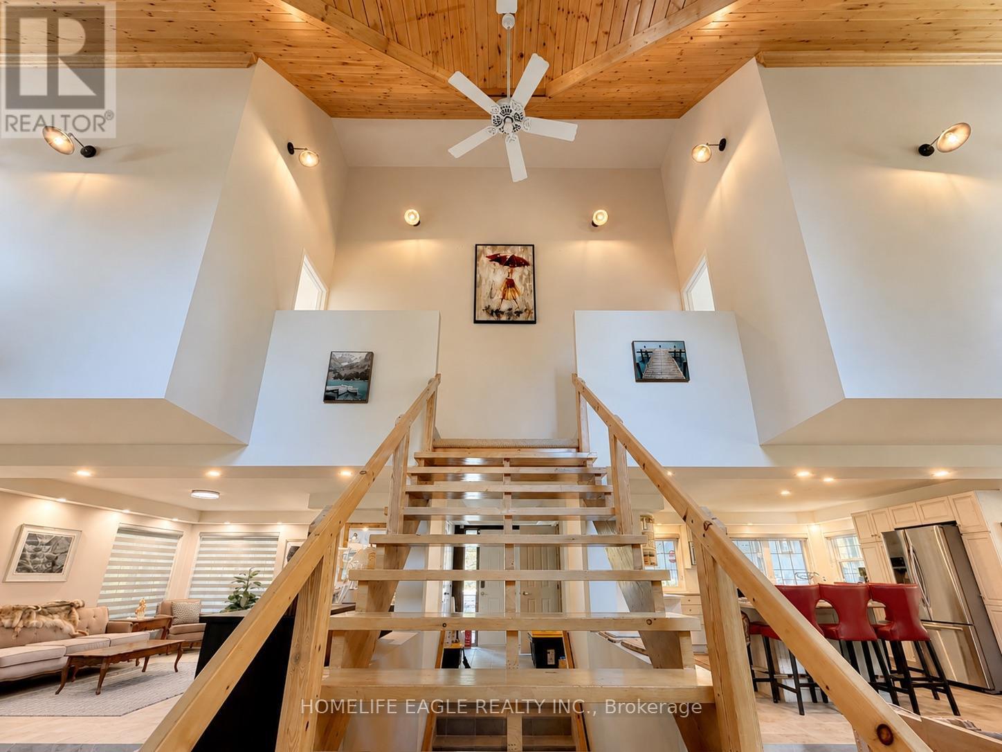 3 Northshore Drive, Parry Sound Remote Area, ON - Indoor Photo Showing Other Room
