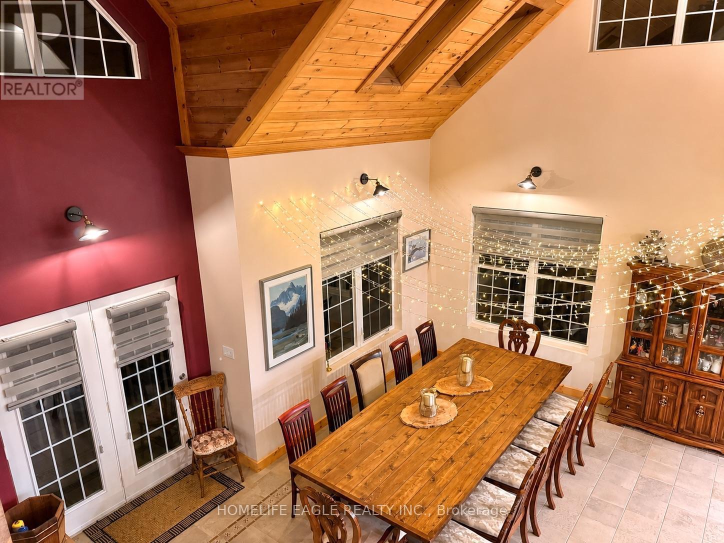 3 Northshore Drive, Parry Sound Remote Area, ON - Indoor Photo Showing Dining Room