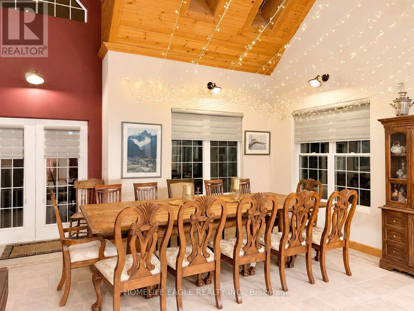 3 Northshore Drive, Parry Sound Remote Area, ON - Indoor Photo Showing Dining Room